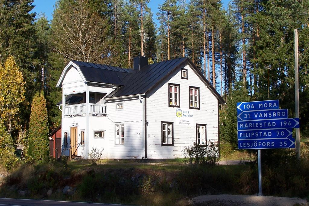 Route 26 Bed and Breakfast Laxtjärn Exteriör bild
